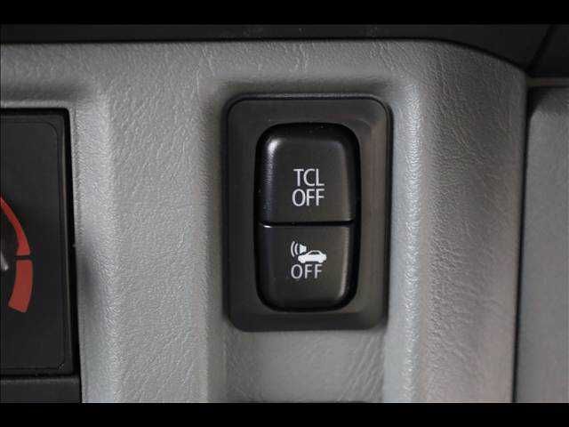 MITSUBISHI MINICAB-MiEV 2020