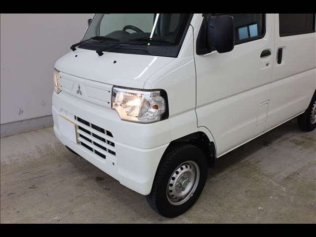 MITSUBISHI MINICAB-MiEV 2020
