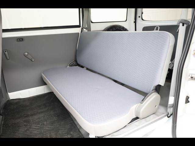 MITSUBISHI MINICAB-MiEV 2020