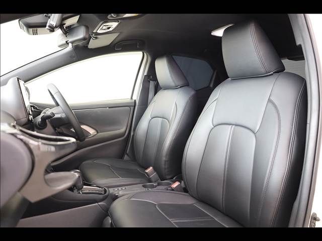 TOYOTA YARIS HYBRID 2021