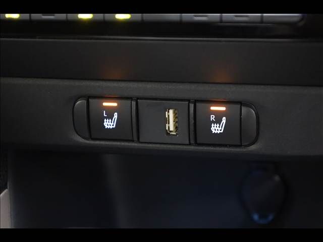 TOYOTA YARIS HYBRID 2020