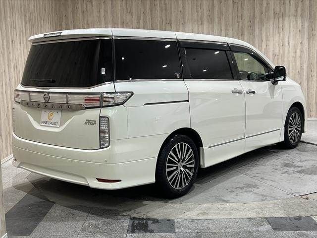NISSAN ELGRAND 2014