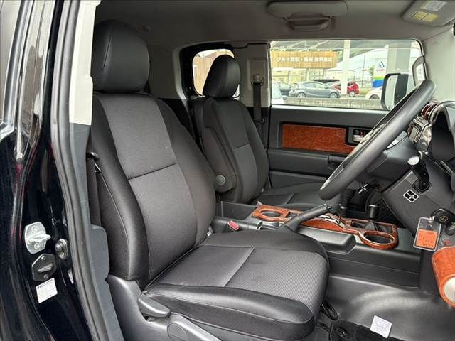 TOYOTA FJ CRUISER 4WD 2011