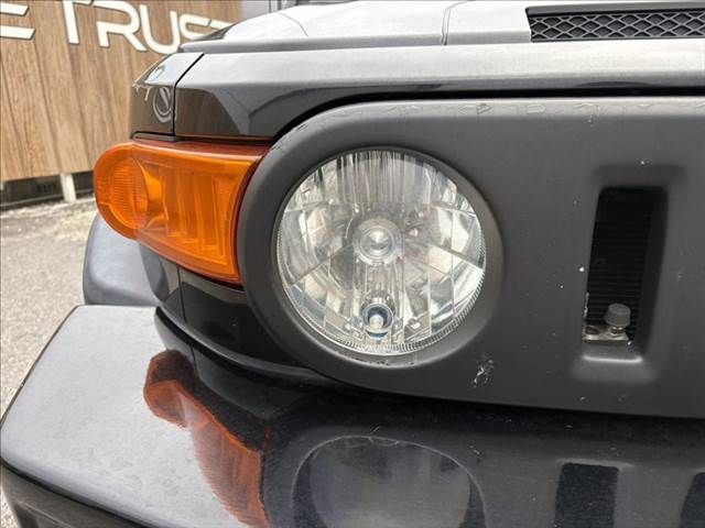 TOYOTA FJ CRUISER 4WD 2011