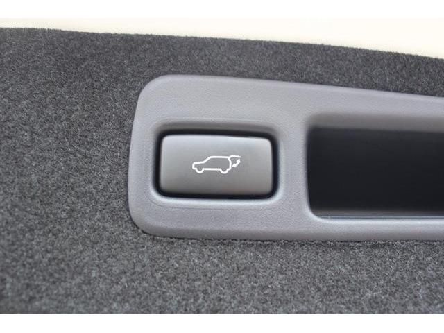 TOYOTA HARRIER 2WD 2017