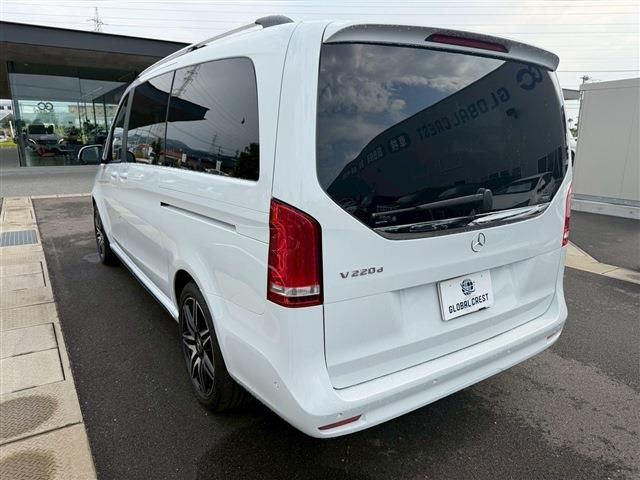 MERCEDES BENZ MERCEDES BENZ V class 2023