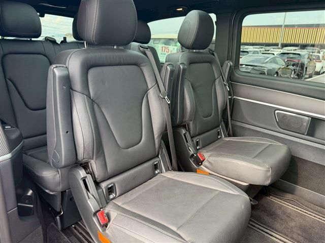 MERCEDES BENZ MERCEDES BENZ V class 2023