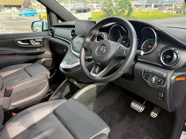 MERCEDES BENZ MERCEDES BENZ V class 2023