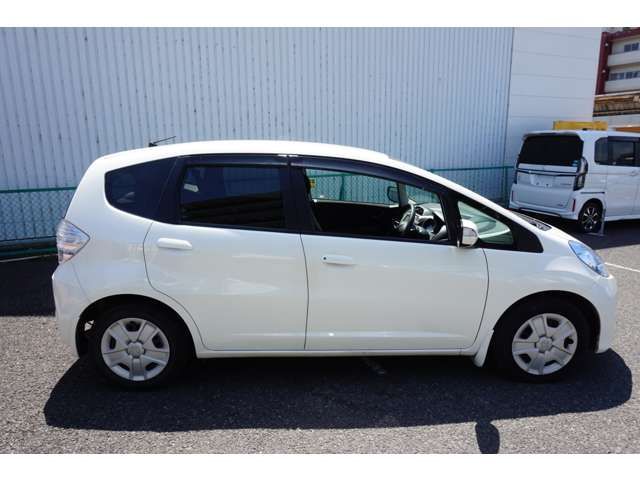 HONDA FIT HYBRID 2011
