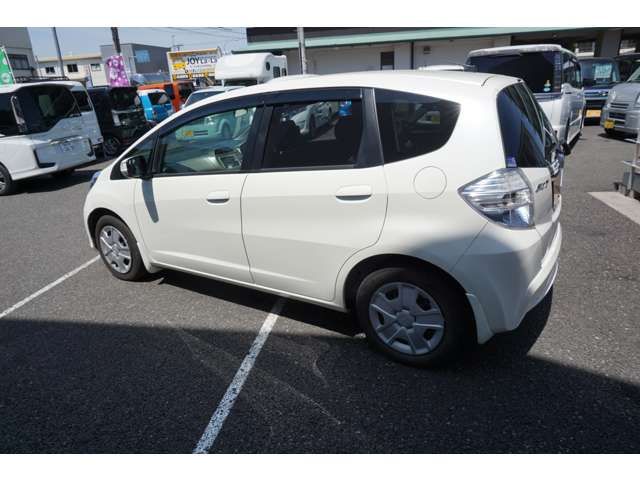 HONDA FIT HYBRID 2011