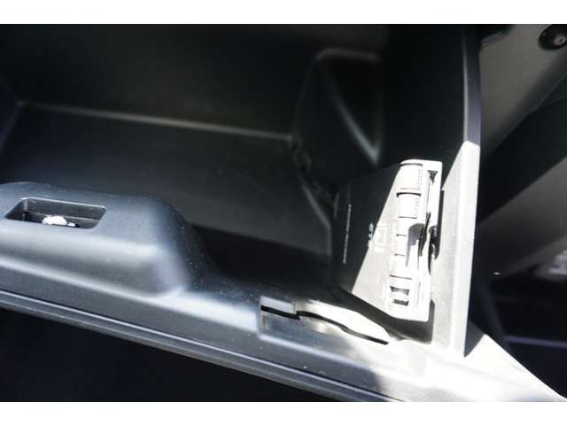 HONDA FIT HYBRID 2011