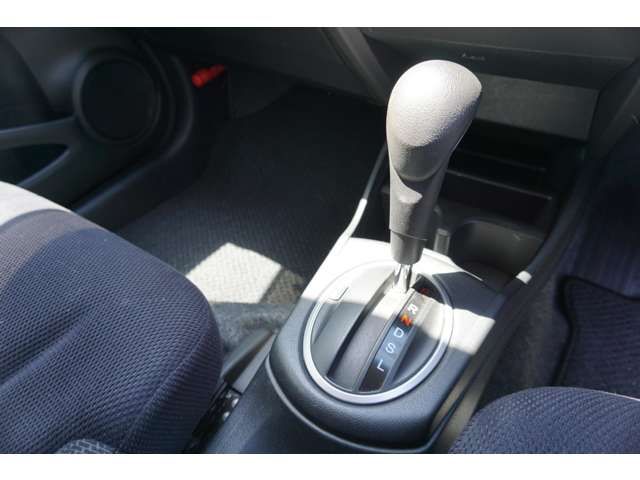 HONDA FIT HYBRID 2011