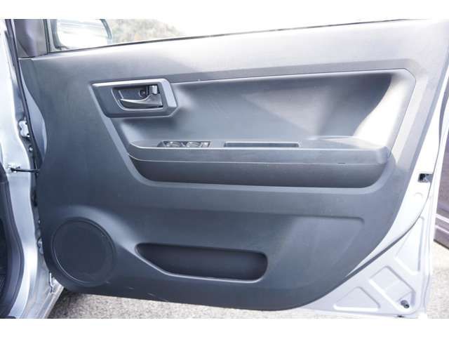 DAIHATSU MIRA e:S 4WD 2019