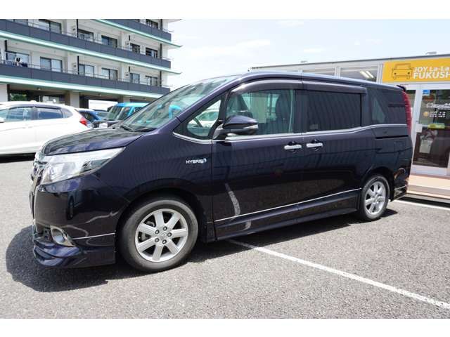 TOYOTA ESQUIRE HYBRID 2015