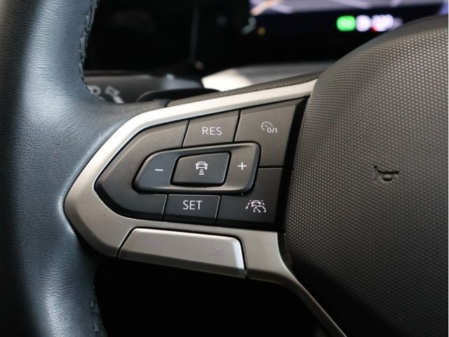 VOLKSWAGEN VOLKSWAGEN GOLF 2024