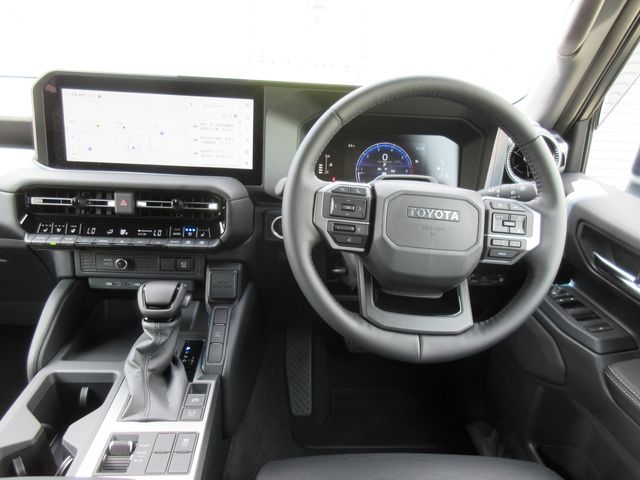 TOYOTA LANDCRUISER 250 2025