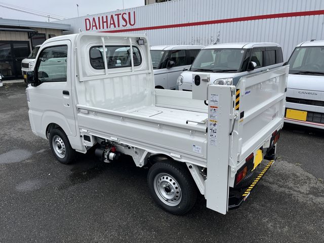 DAIHATSU HIJET truck 2025