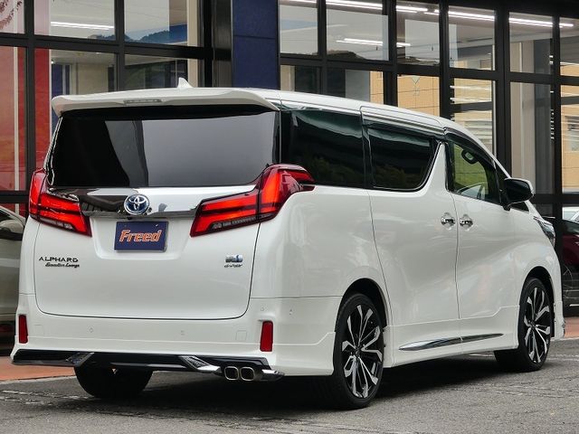 TOYOTA ALPHARD hybrid 4WD 2023