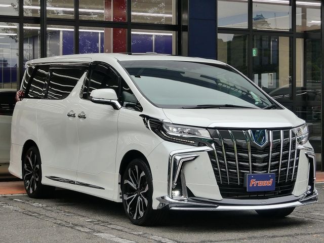 TOYOTA ALPHARD hybrid 4WD 2023