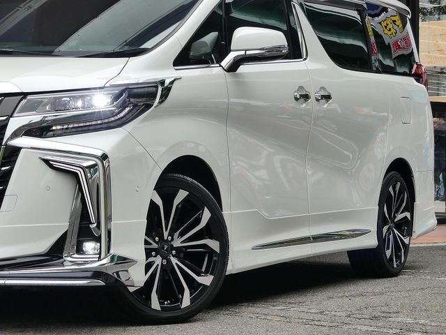 TOYOTA ALPHARD hybrid 4WD 2023