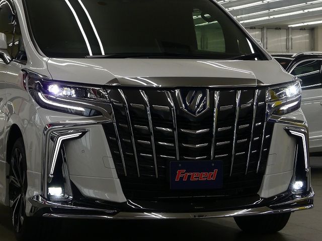 TOYOTA ALPHARD hybrid 4WD 2023