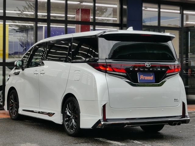 TOYOTA VELLFIRE  HYBRID 4WD 2023