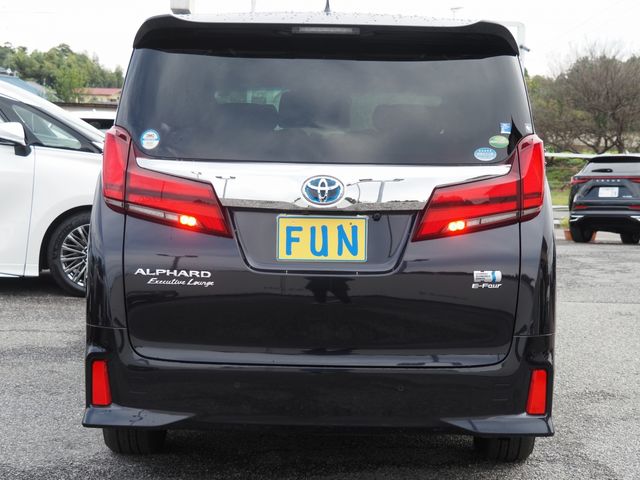 TOYOTA ALPHARD hybrid 4WD 2020