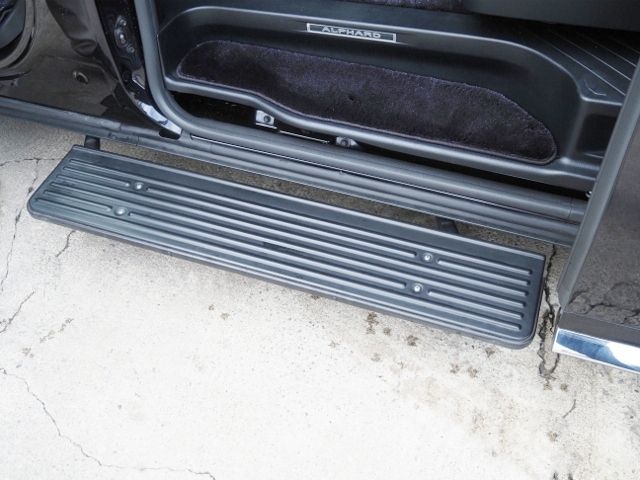 TOYOTA ALPHARD hybrid 4WD 2020