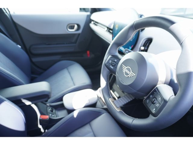 BMW MINI COOPER 5DOOR 2025