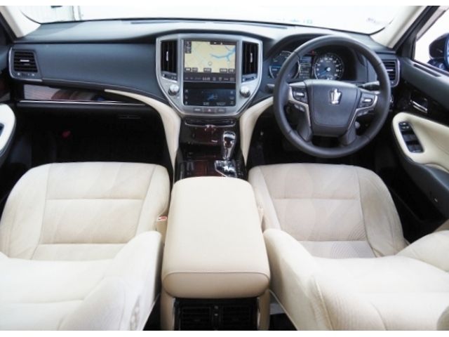 TOYOTA CROWN sedan hybrid 4WD 2016