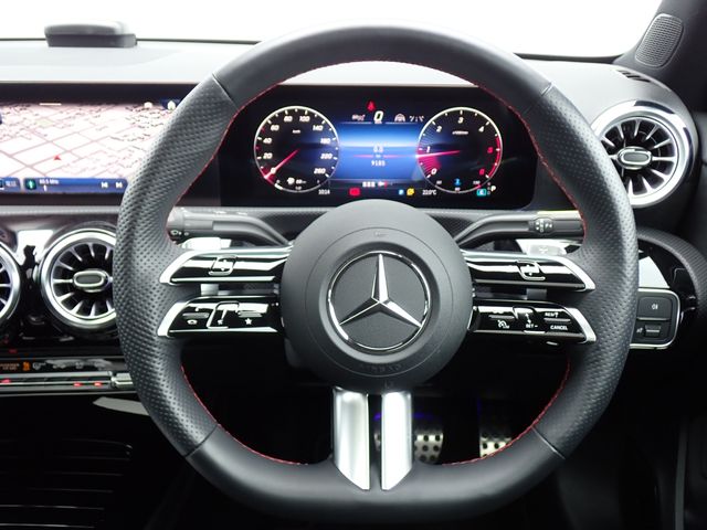 MERCEDES BENZ MERCEDES BENZ A class sedan 2024