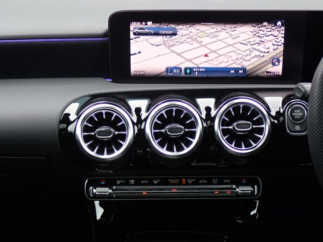 MERCEDES BENZ MERCEDES BENZ A class sedan 2024