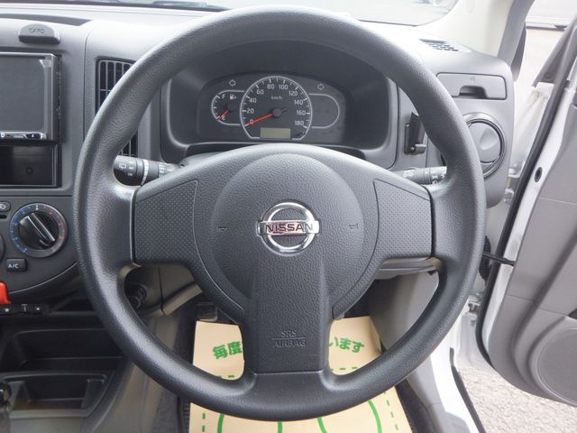 NISSAN NV150 AD 4WD 2020