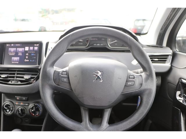 PEUGEOT PEUGEOT 208 2017