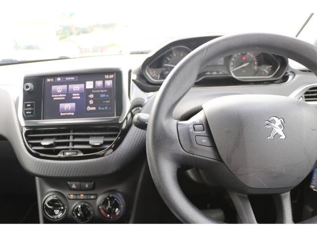 PEUGEOT PEUGEOT 208 2017