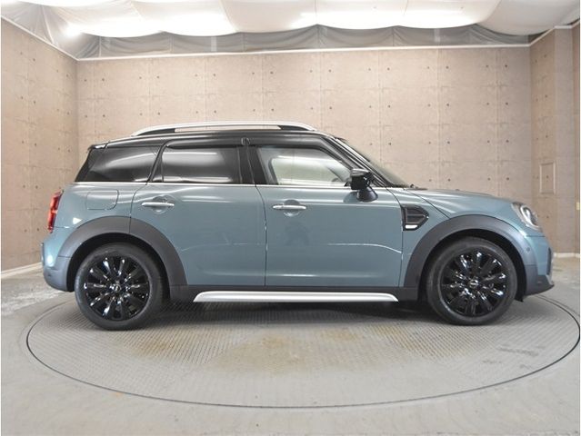 BMW MINI COOPER D CROSSOVER 2023