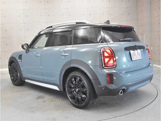 BMW MINI COOPER D CROSSOVER 2023