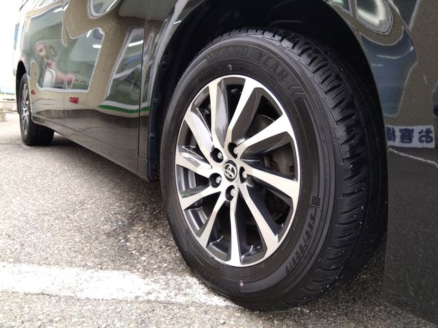 TOYOTA VELLFIRE 4WD 2017