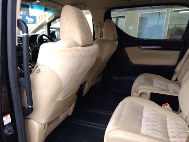 TOYOTA VELLFIRE 4WD 2017