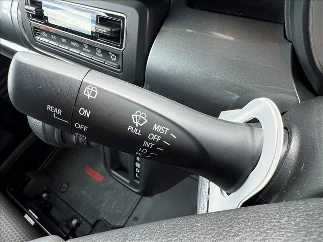 SUZUKI Spacia GEAR 2019