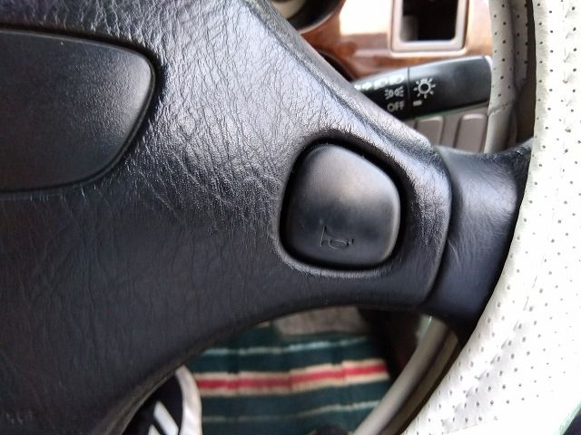 DAIHATSU MIRA GINO 1999