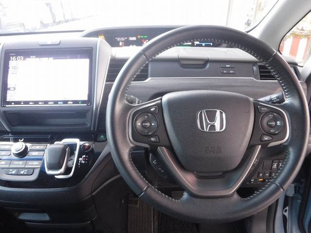 HONDA FREED HYBRID 2021