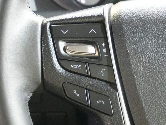 TOYOTA VELLFIRE 2015