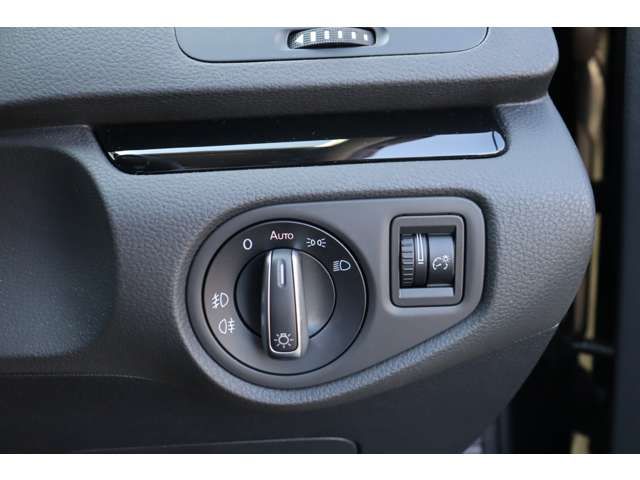 VOLKSWAGEN VOLKSWAGEN SHARAN 2022