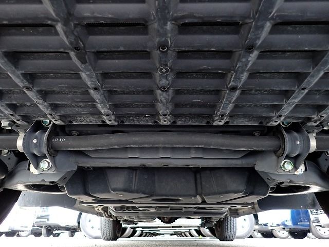 NISSAN CARAVAN wagon 2020