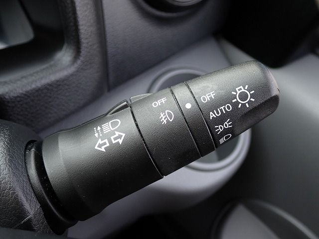 NISSAN NV200 VANETTE van 2020