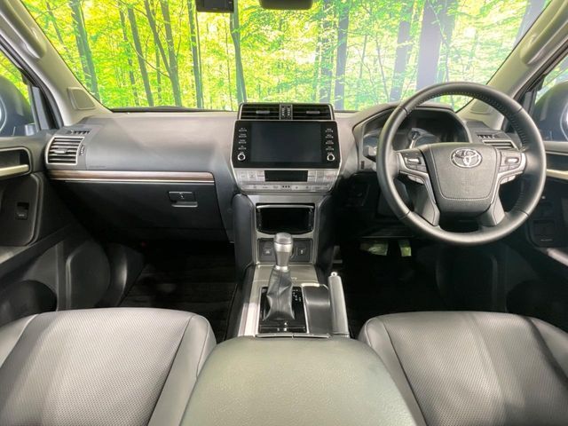 TOYOTA LANDCRUISER PRADO 2023