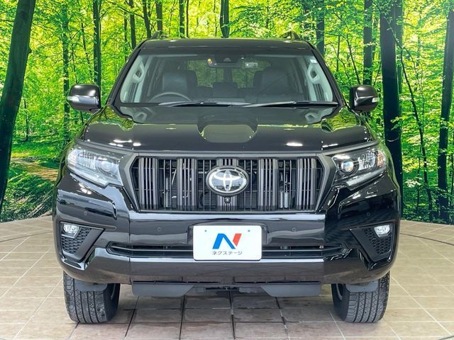 TOYOTA LANDCRUISER PRADO 2023