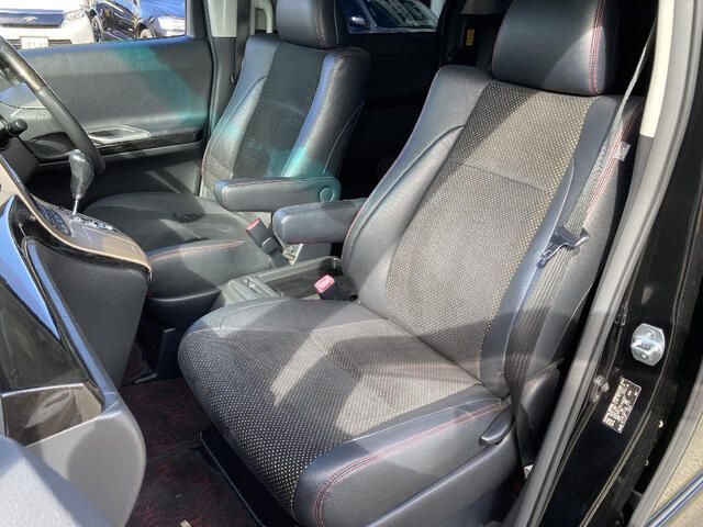 TOYOTA VELLFIRE 4WD 2014