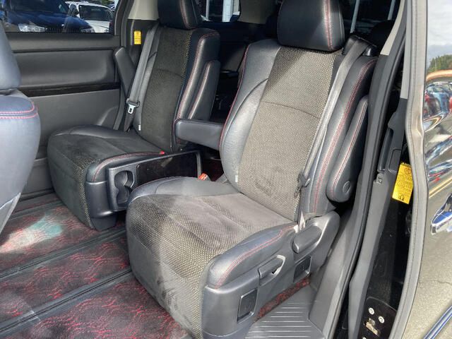 TOYOTA VELLFIRE 4WD 2014